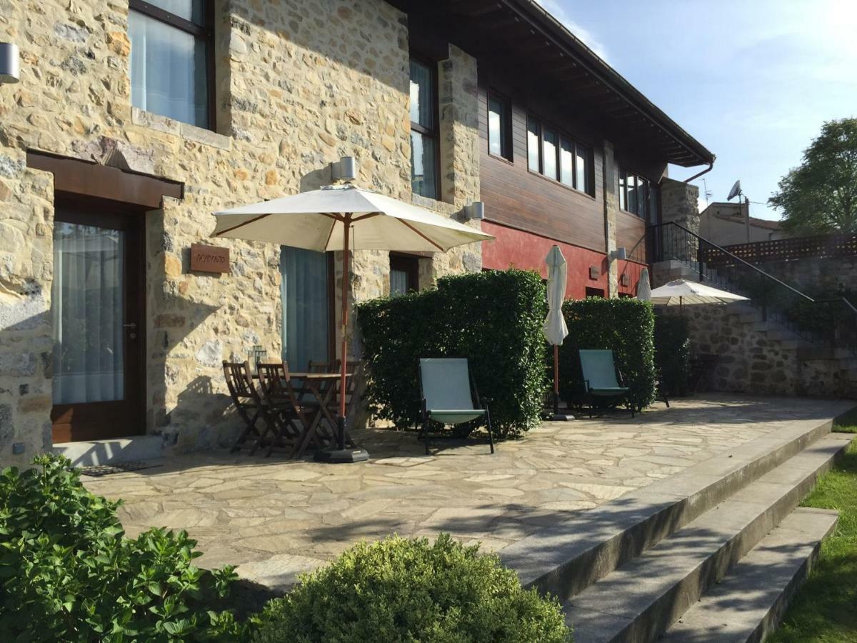 Apartamentos El Hospital De Villahormes Kültér fotó