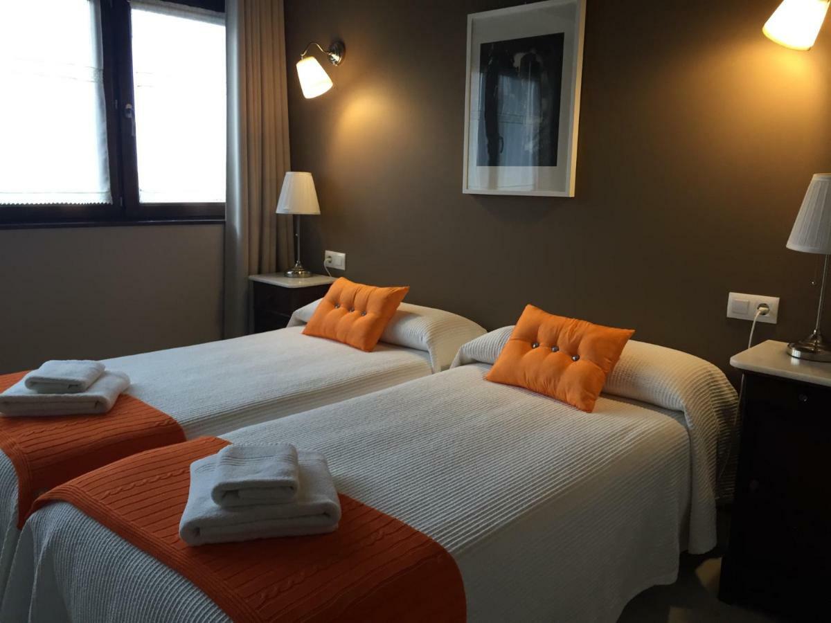 Apartamentos El Hospital De Villahormes Kültér fotó